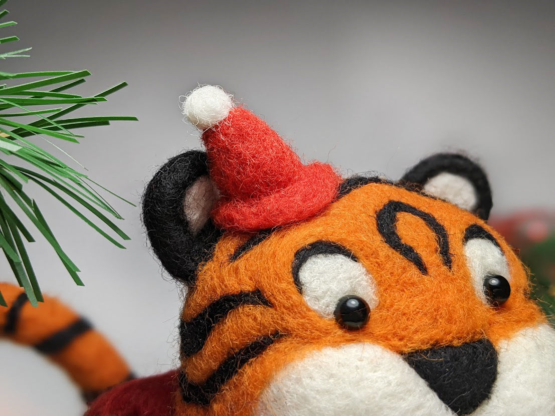Christmas Tiger with Gift Sculpture