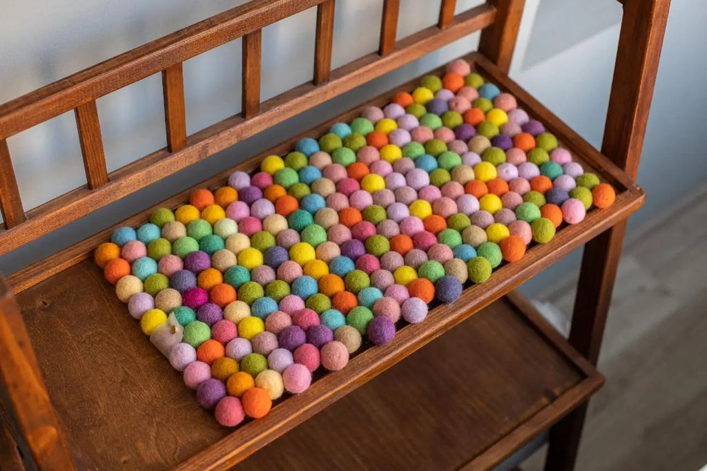 Rainbow Dreams - Wool Ball Pet Bed Mat for Cats & Small Dogs