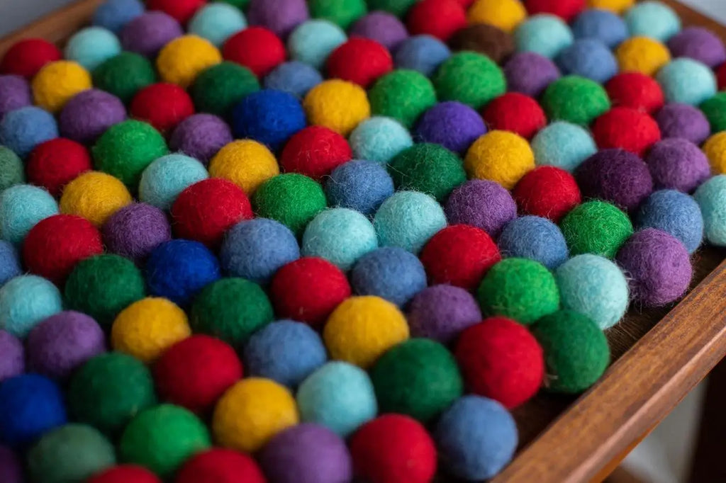 Rainbow Dreams - Wool Ball Pet Bed Mat for Cats & Small Dogs