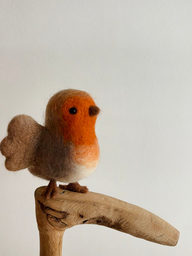Robin Bird Sculpture
