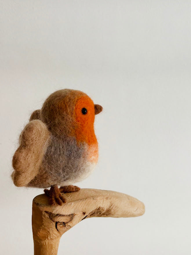 Robin Bird Sculpture