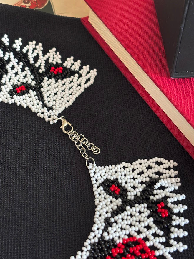 White Roses Beaded Necklace