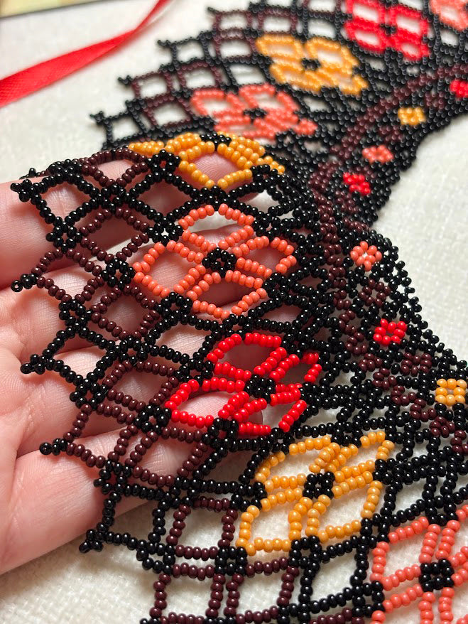 Black Beaded Collar Necklace with Autumn Floral Pattern