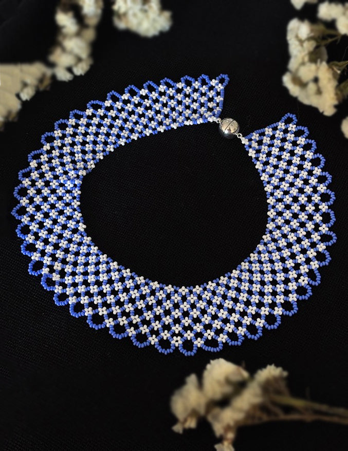 Handmade Beaded Necklace "Blue Daisy"