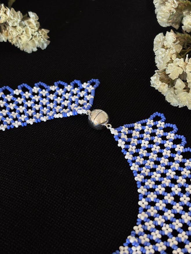 Handmade Beaded Necklace "Blue Daisy"