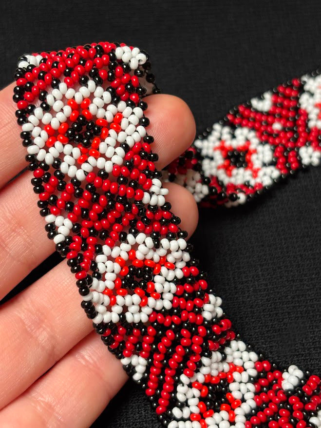 Handmade Beaded Necklace "White Diamonds"