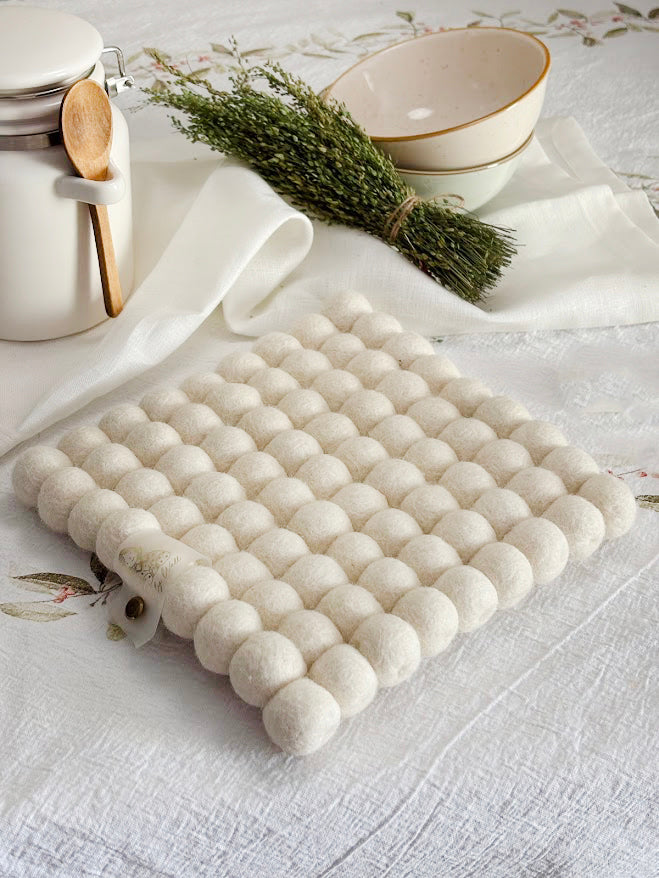 Wool Ball Trivet - Natural White Square shape