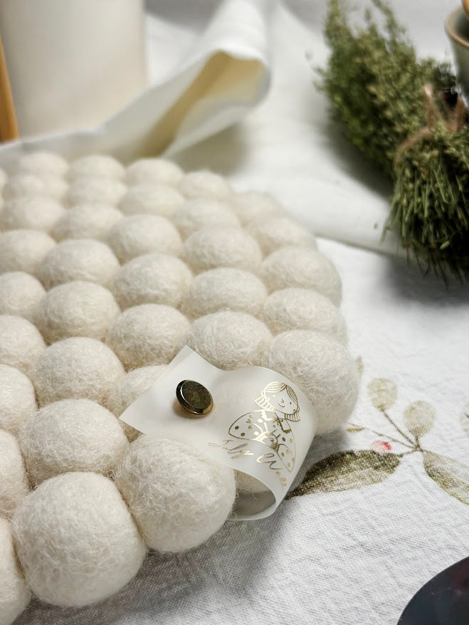 Wool Ball Trivet - Natural White Round shape