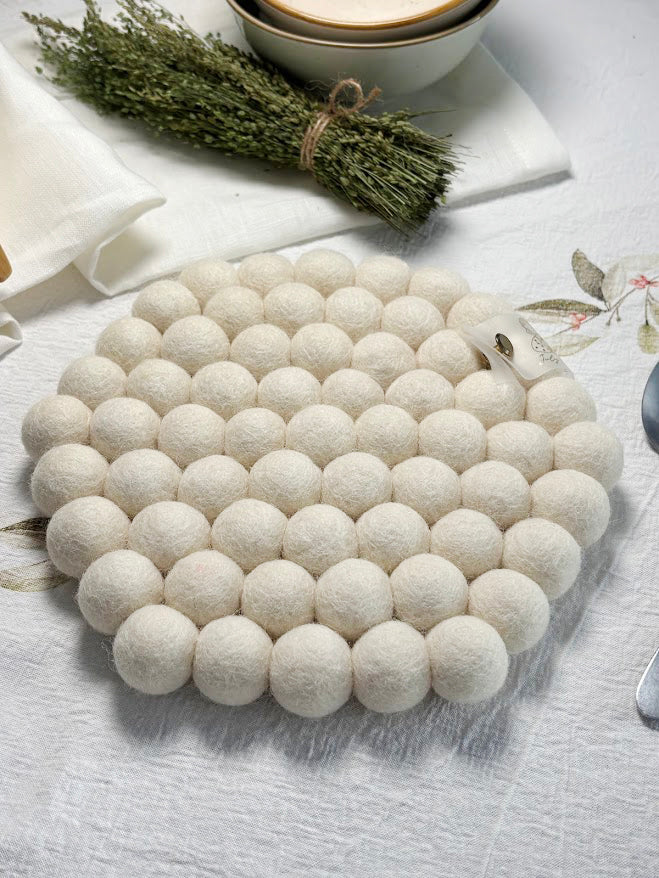Wool Ball Trivet - Natural White Round shape