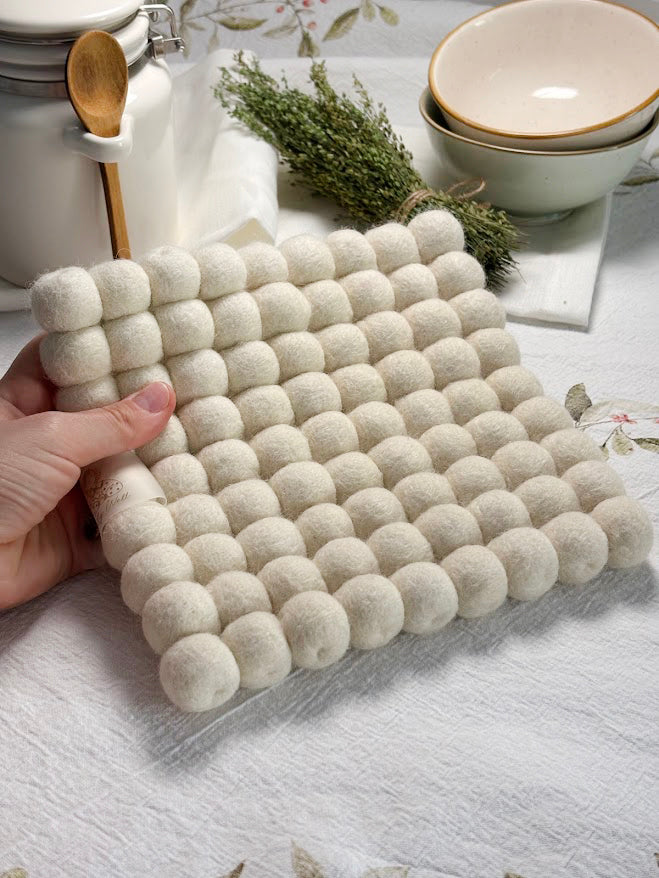 Wool Ball Trivet - Natural White Square shape